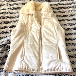 Reversible winter vest